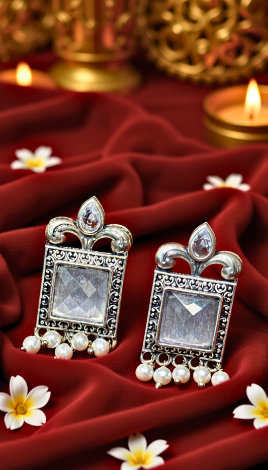 Vedantra Silver Grace Earrings